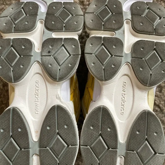 New Balance - Picture 14 of 15